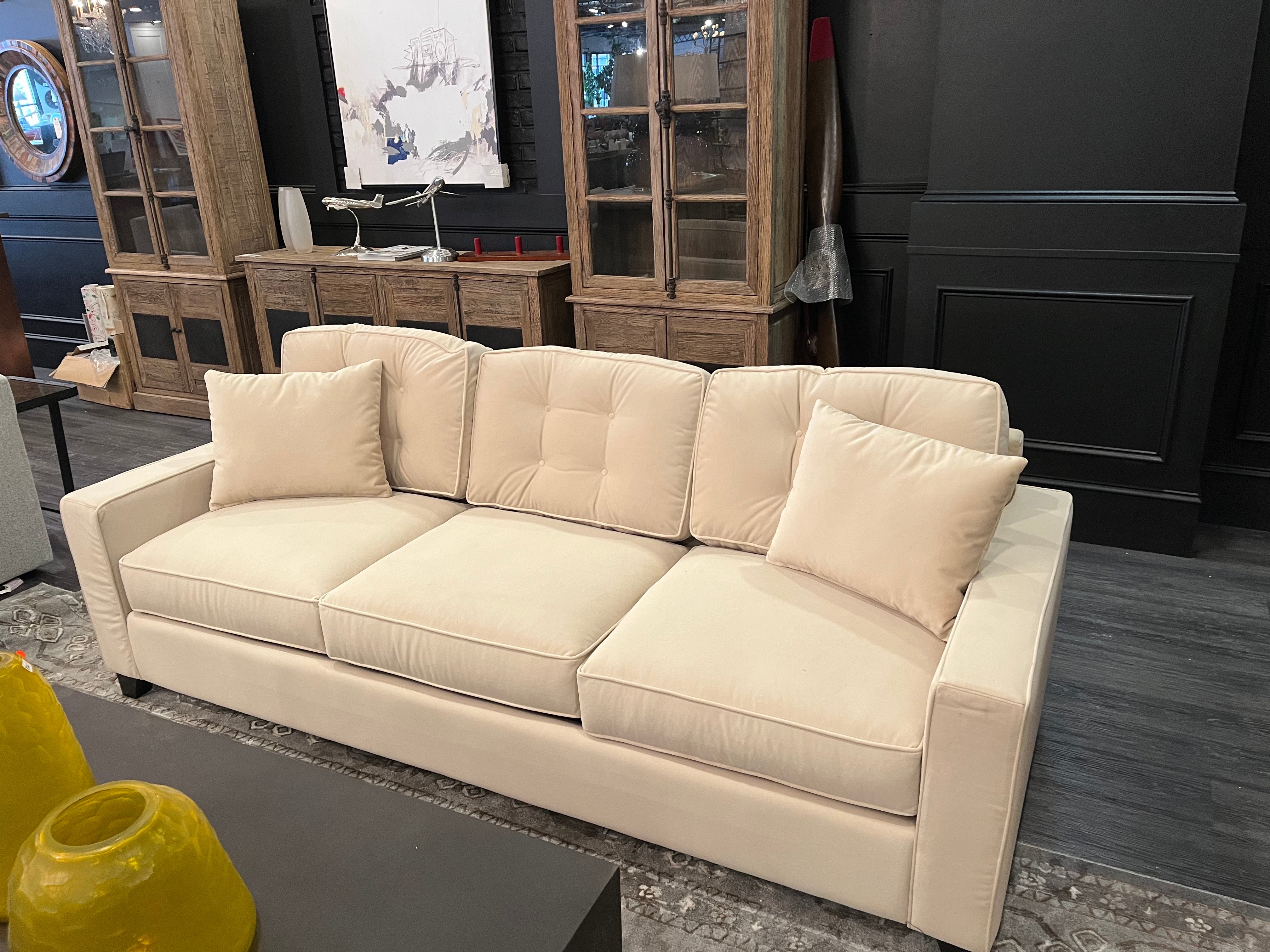 ARK ESTATE SOFA