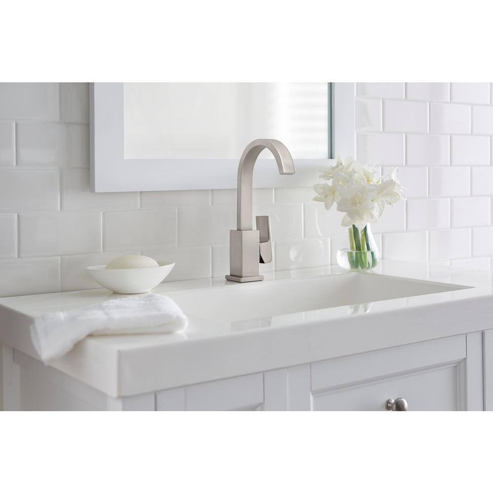 Glacier Bay Farrington Single Hole Single-Handle Bathroom Faucet in Brushed Nickel HD67524W-6104