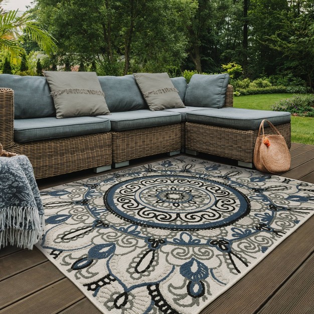 Trinity Bohemian Medallion Patio Area Rug Beige blue Captiv8e Designs