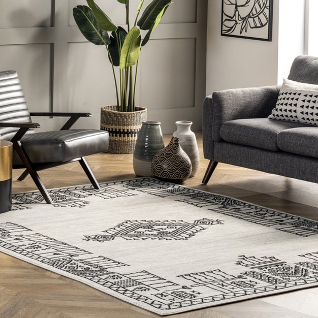 Nuloom Carey Global Inspired Motif Area Rug