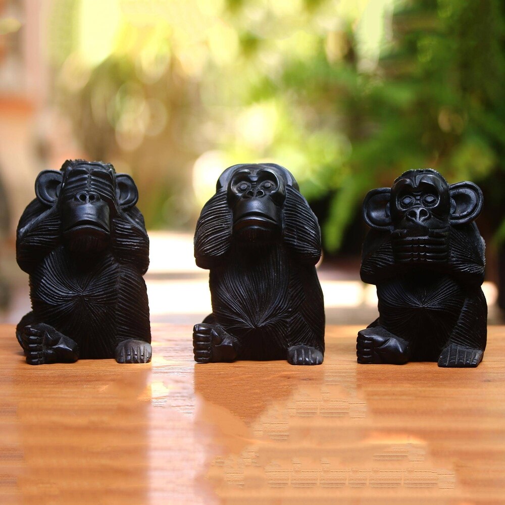 Handmade Helpful Monkeys Wood Sculptures (Set Of 3) Indonesia   7.75\