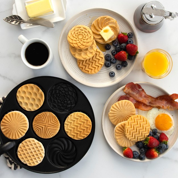 Nordic Ware Patterns Pancake Pan