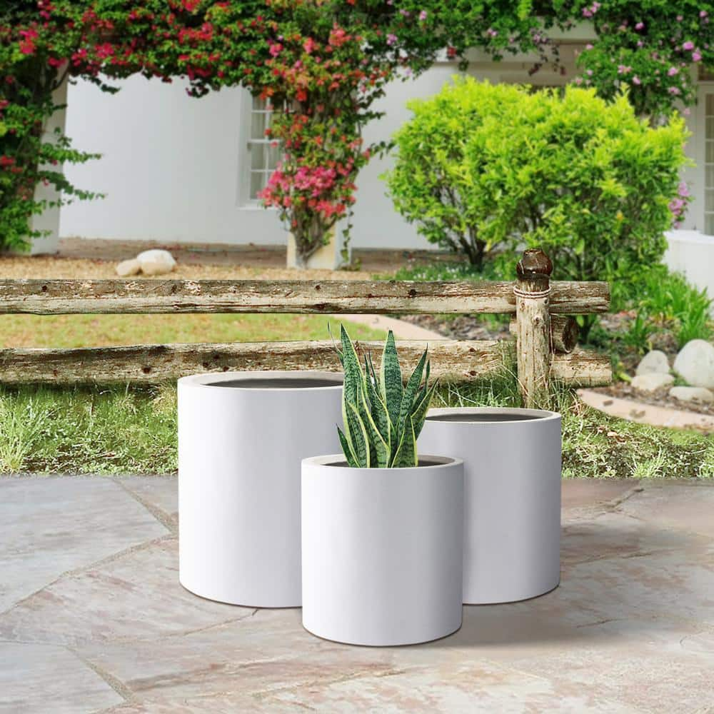 PLANTARA 16 in.， 13 in. and 10 in. D Solid White Outdoor Planter， Flower Pot (Set of 3)， Modern Round Plant Pot for Garden PA119S3-8011