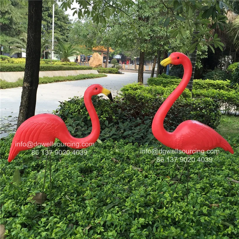 Factory supply plastic pink flamingo garden ornaments