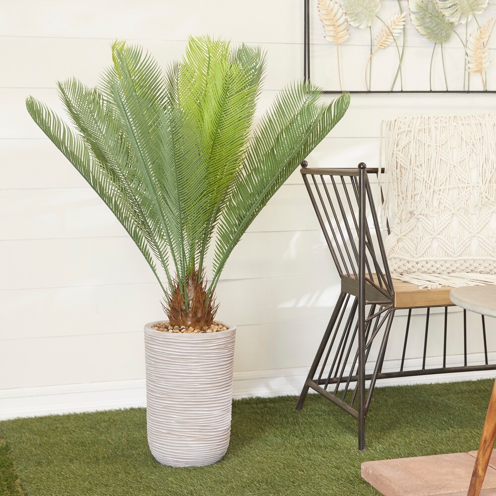 Green Polyethylene Contemporary Artificial Foliage   38\
