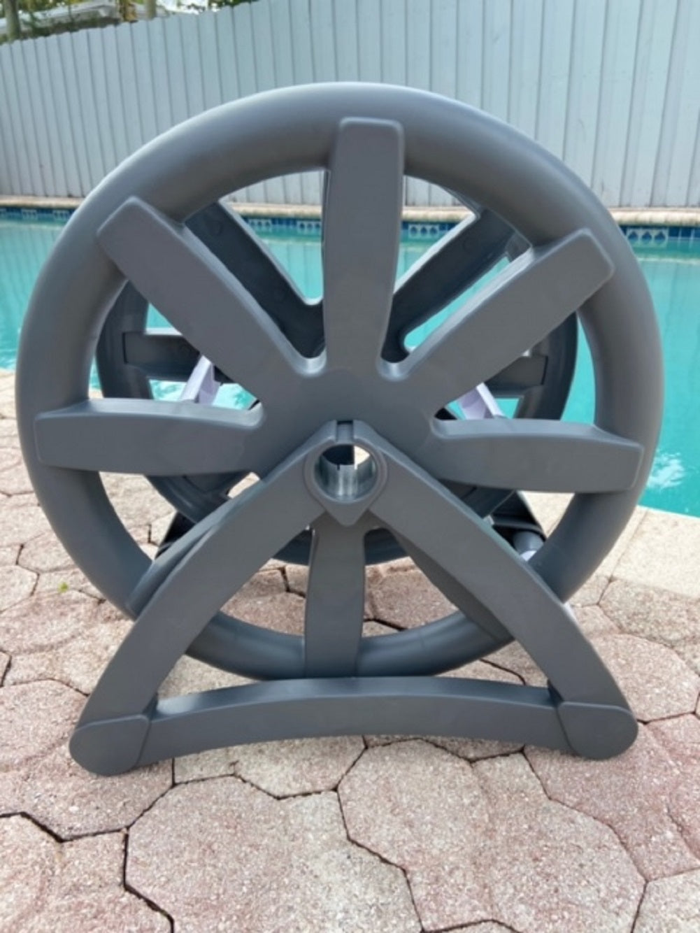 SWIMMING POOL FLEX HOSE REEL W/OUT HOSE