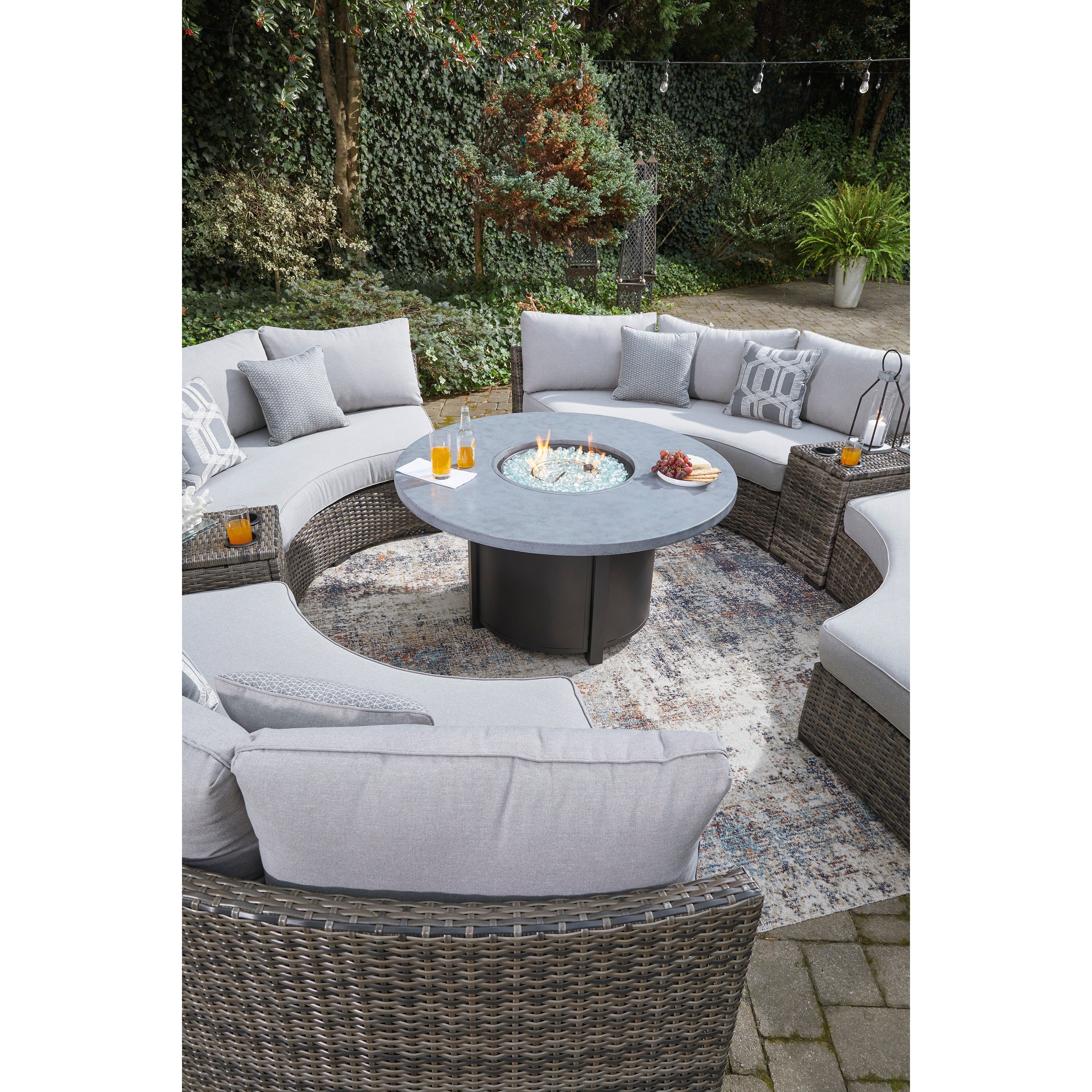 Montauk Curve 6 pc Outdoor Full Circle Seating Set