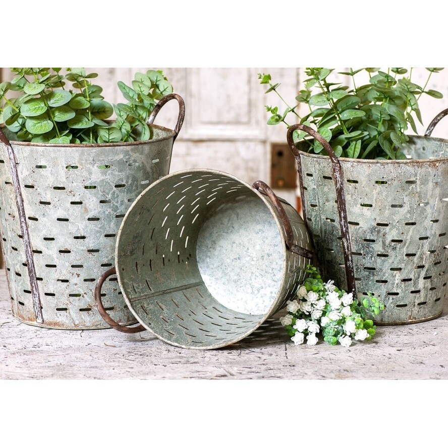 Irvins Country Tinware Olive Bucket Set   13.75 X 12.25 X 14.25 inches