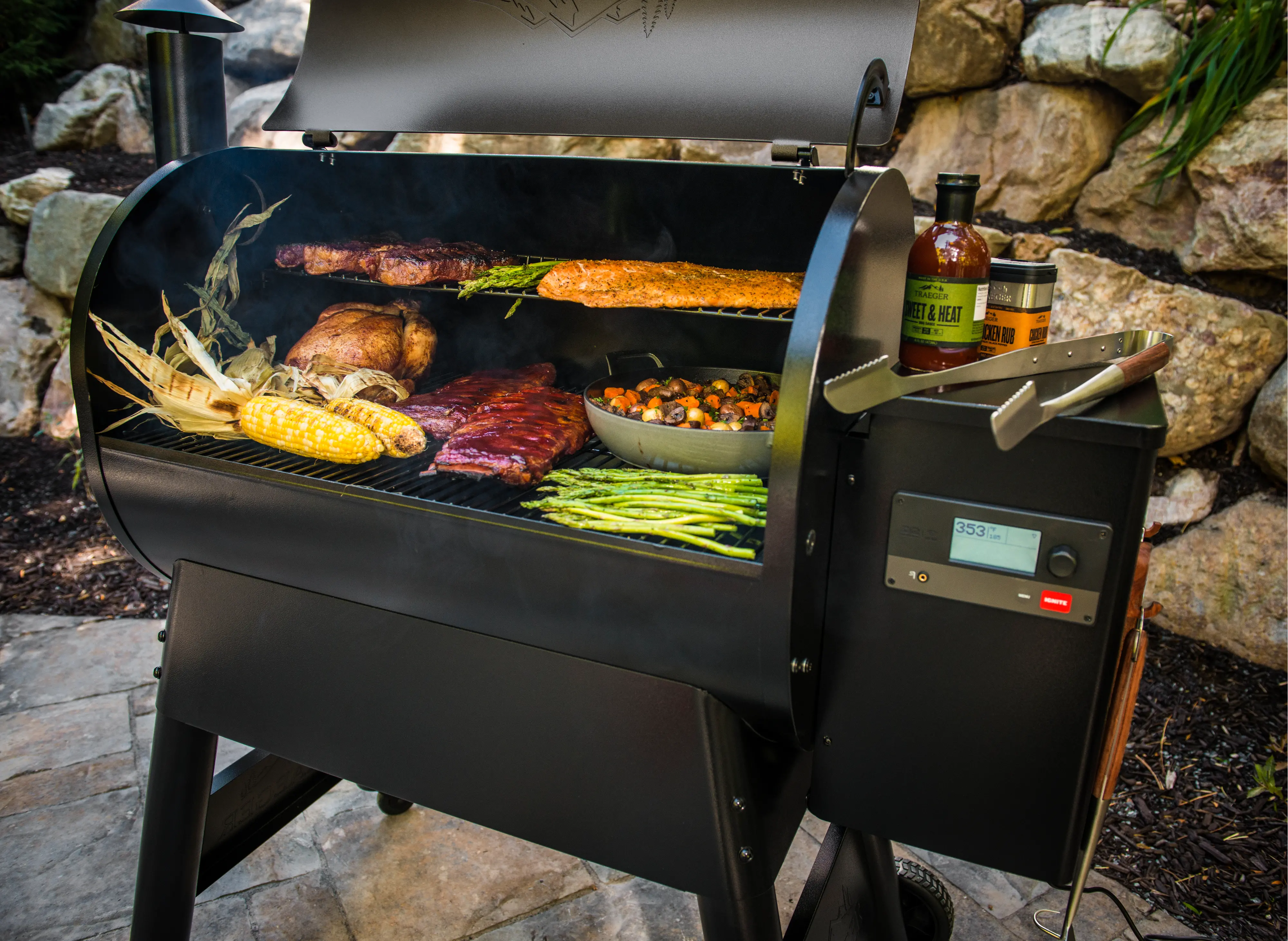 Traeger Pro 780 Black Pellet Grill 2nd Generation