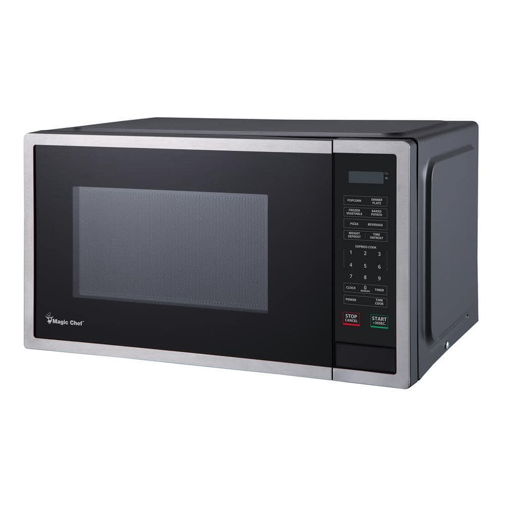 Magic Chef 09 cu ft 900Watt Countertop Microwave in Stainless Steel