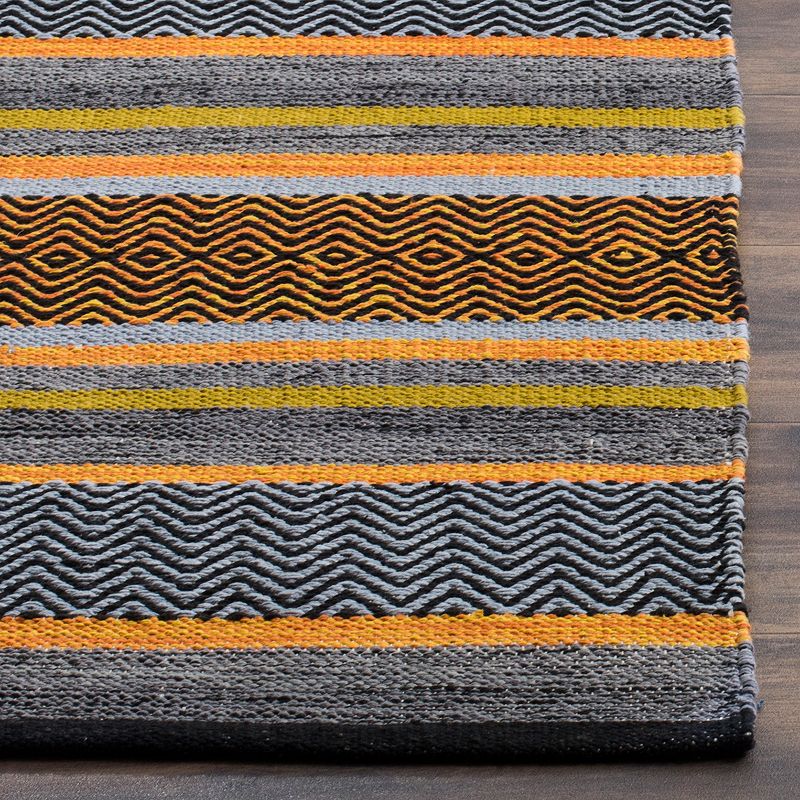 Safavieh Montauk Margot Striped Rug