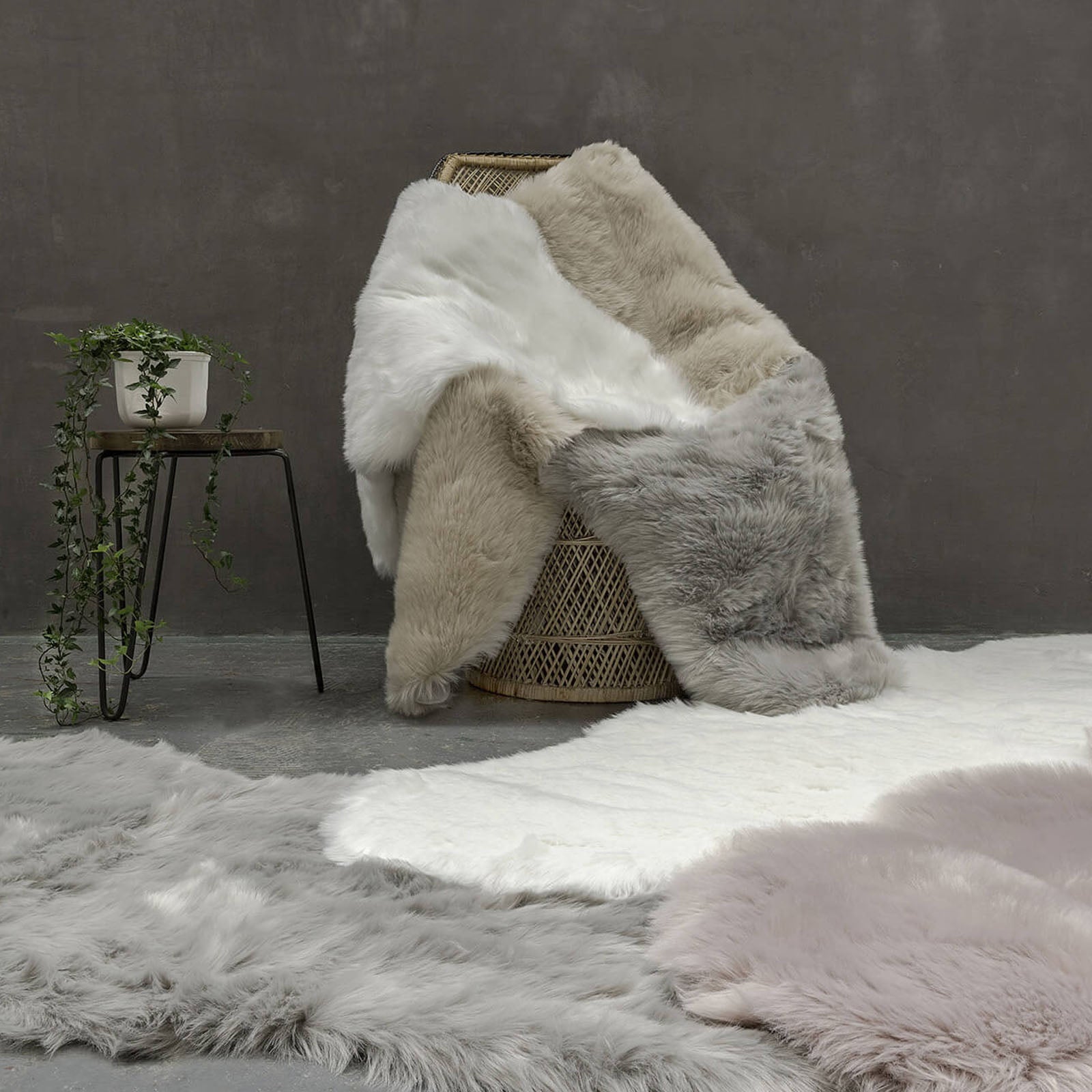 Luxurious Sheepskin Rug -Natural Shp-G