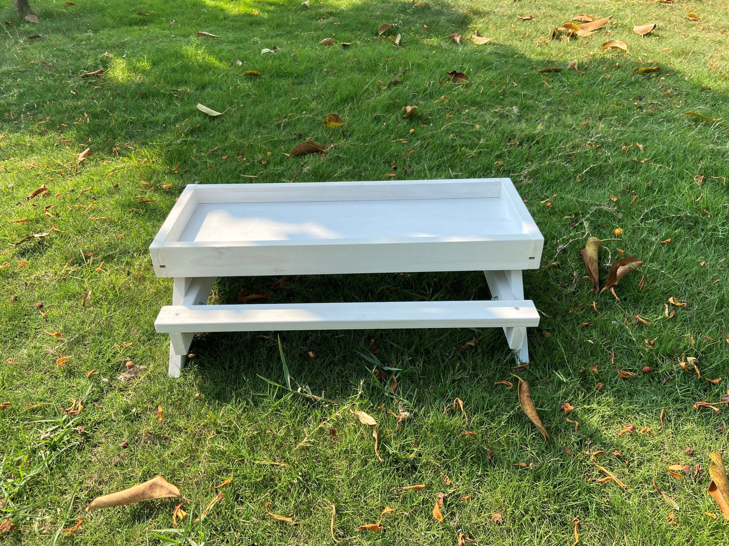 Zylina Snack-n-Feed Picnic Table