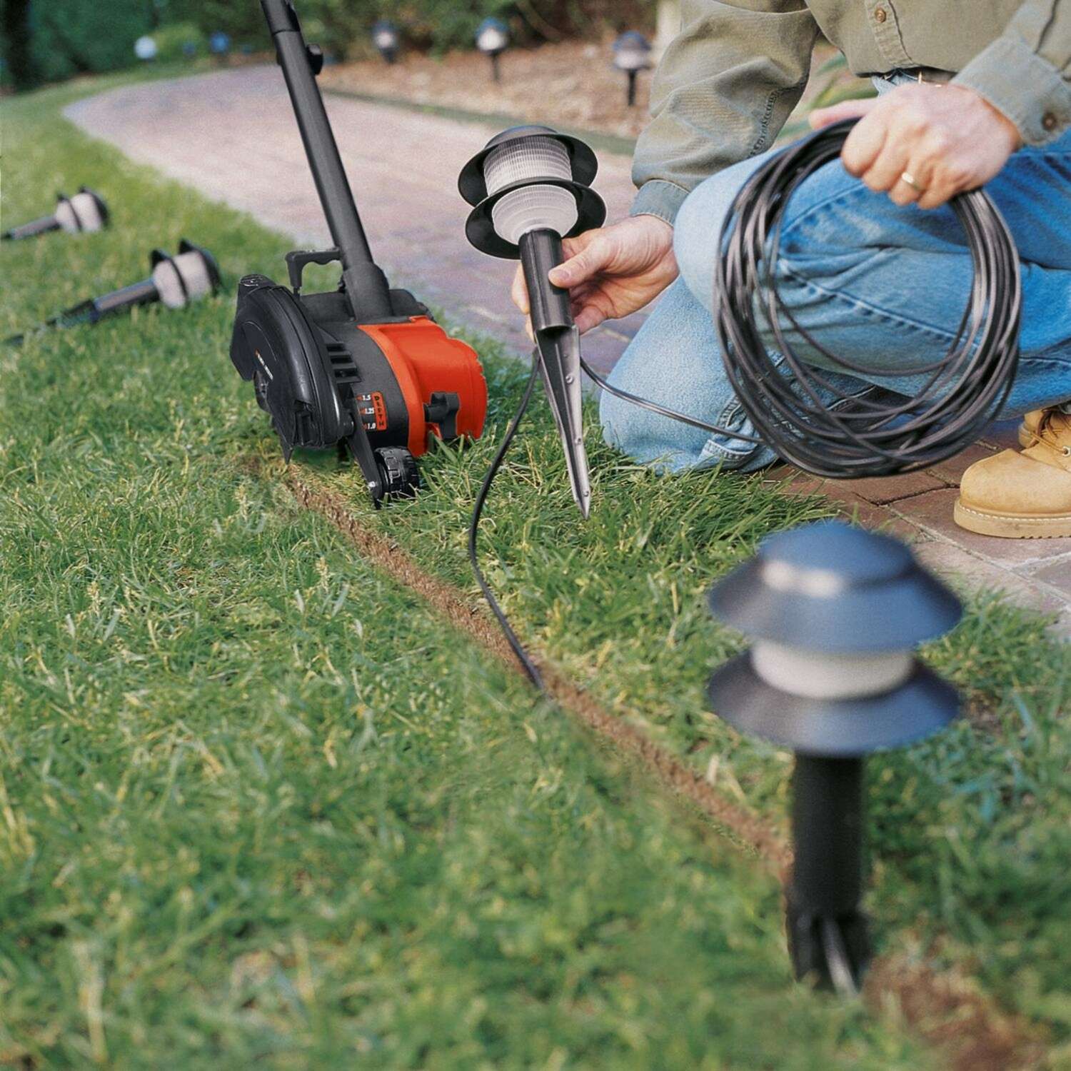 Black+Decker LE750 7.5 in. 120 V Electric Edger/Trencher