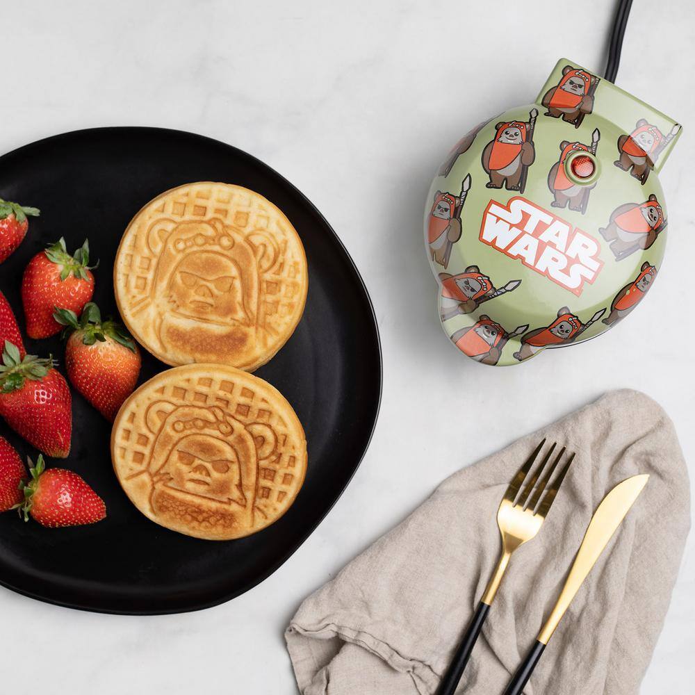 Uncanny Brands Star Wars Multicolor Ewok Mini American Waffle Maker WM3-SRW-EWO