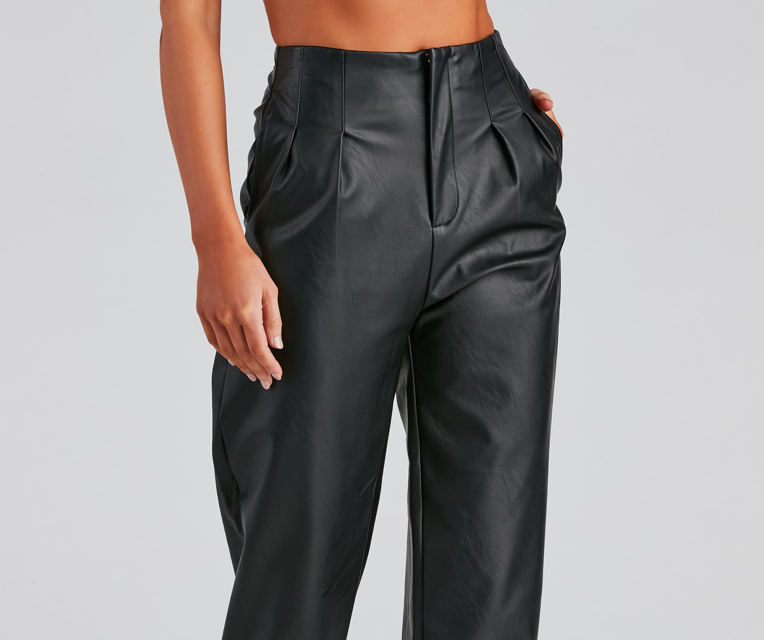 Chic Pleated Faux Leather Trousers