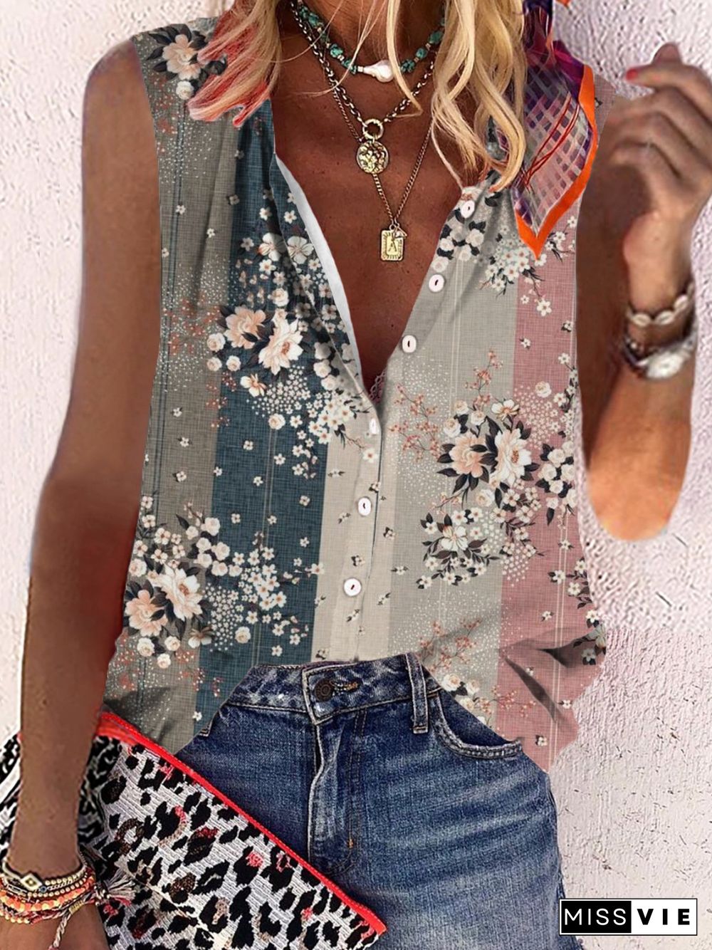 Casual Floral Sleeveless Plus Size Printed Blouses