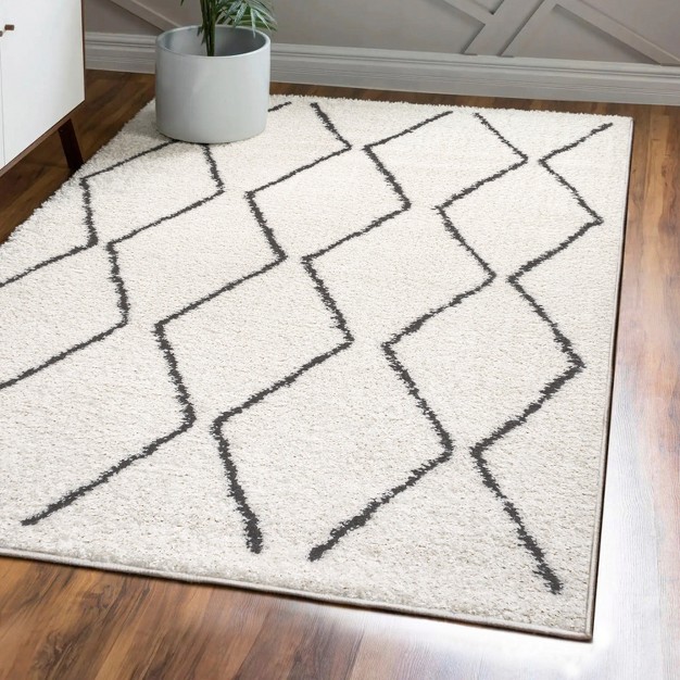 Catala Moroccan Diamond Shag Indoor Area Rug Jonathan Y