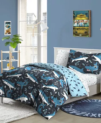 Macys Dream Factory Sharks 5-Piece Twin Comforter Set