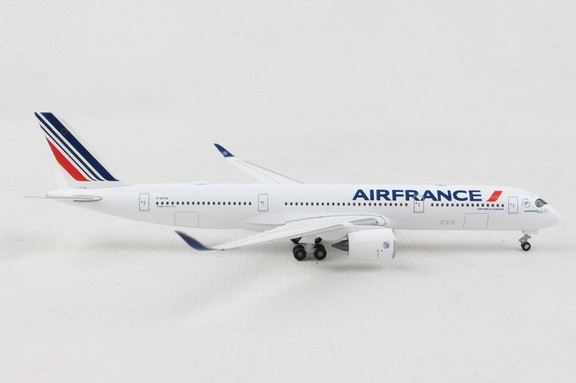 Herpa Air France A350 900 1/500  HE533478 001