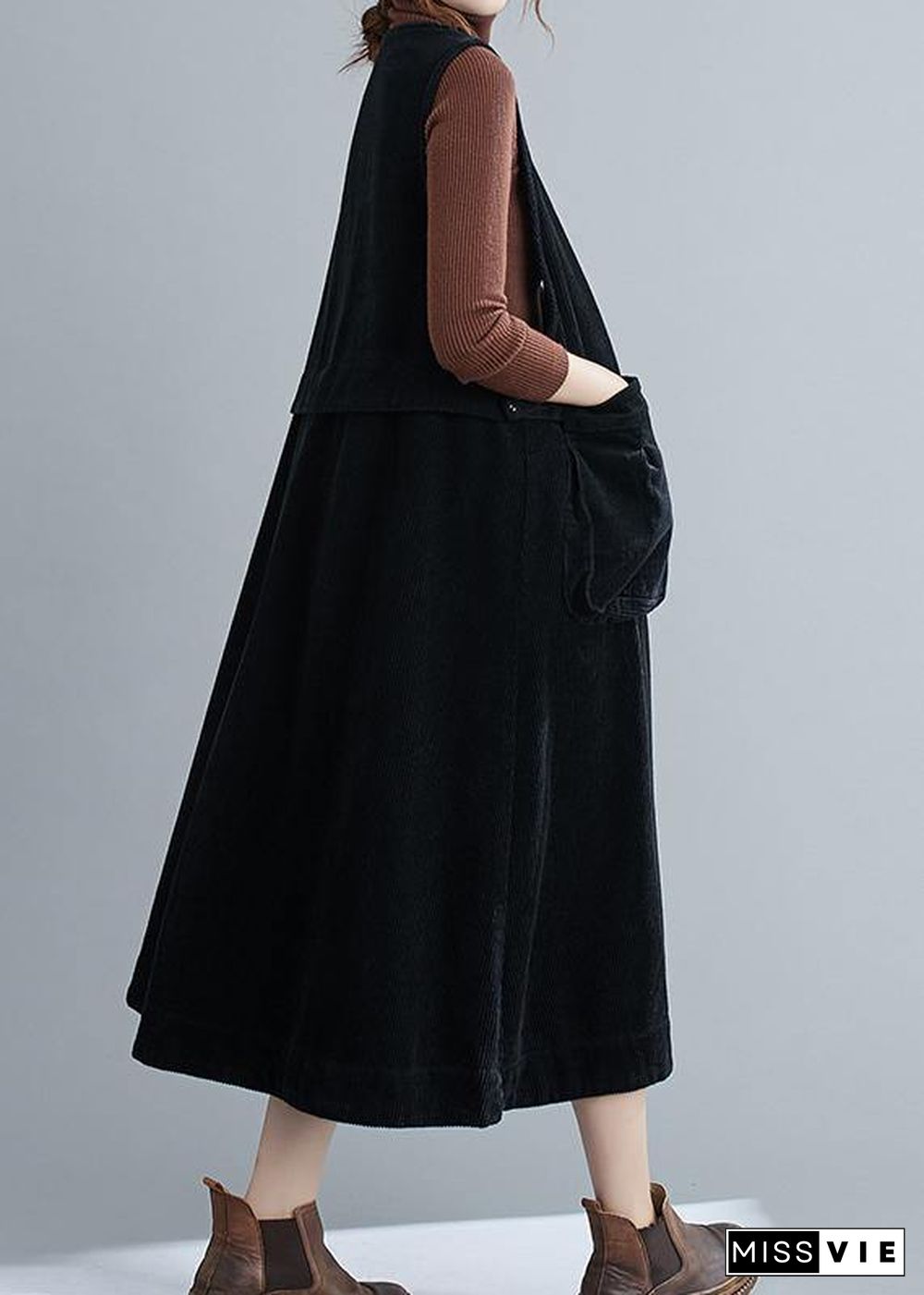 Simple Black Tunic V Neck Sleeveless Maxi Spring Dress