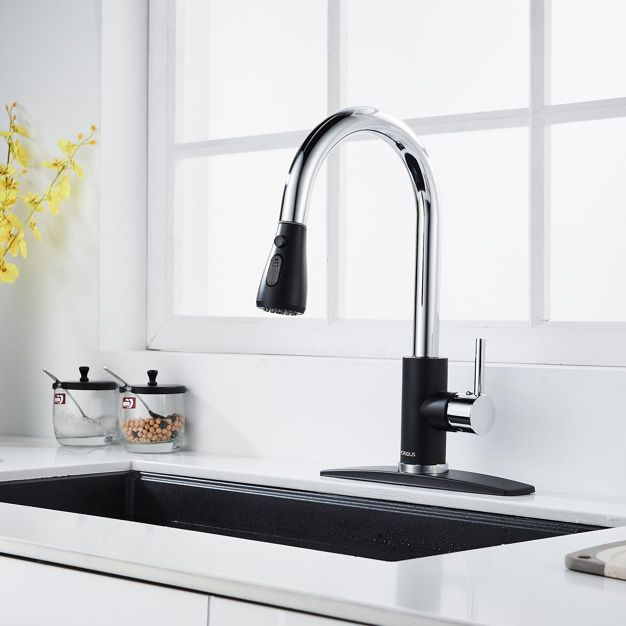 Forious Single Handle Pull Down Sprayer Kitchen Faucet Black Chrome in Kitchen