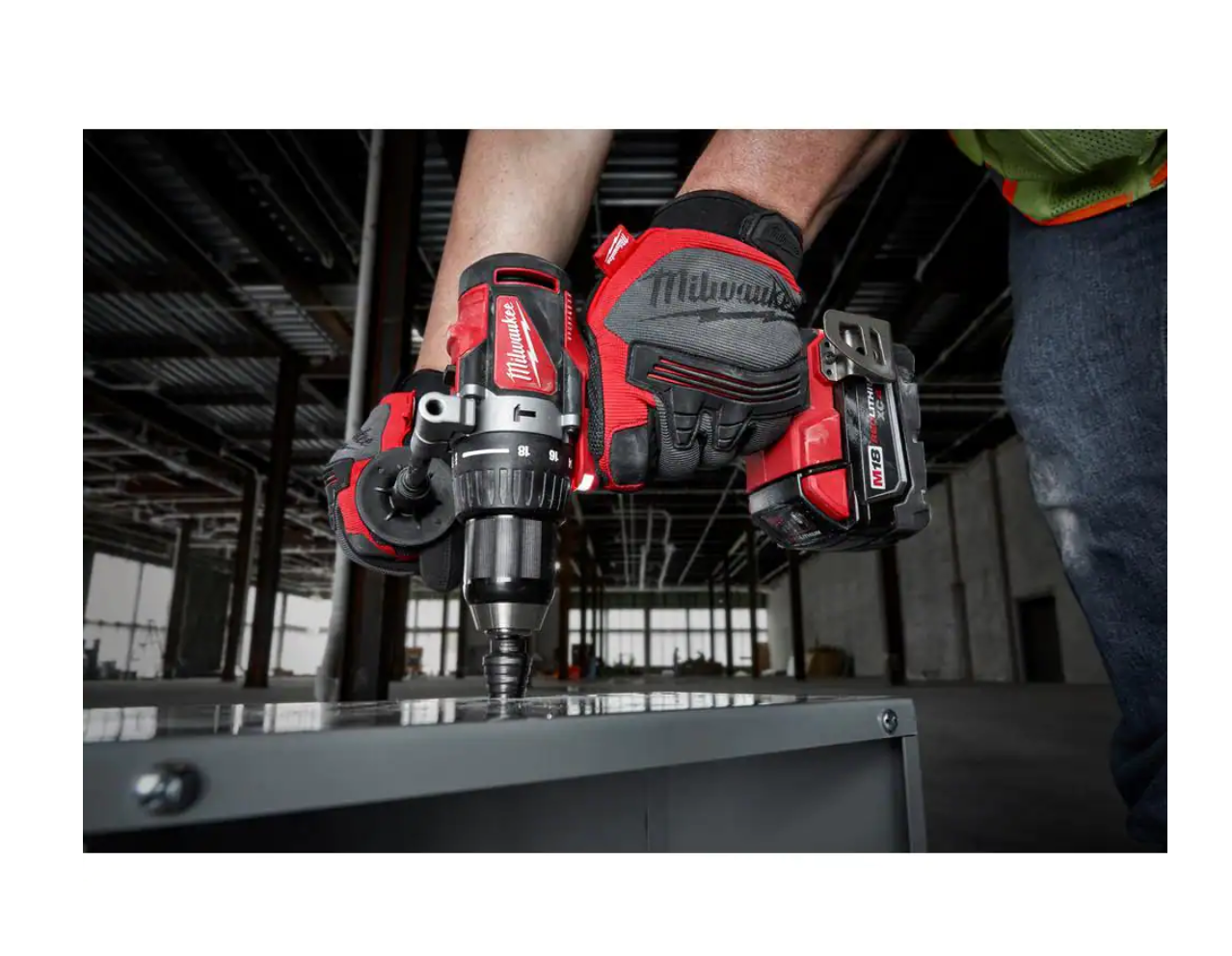 Milwaukee 2902-20 M18 18-Volt Lithium-Ion Brushless Cordless 1/2 in. Compact Hammer Drill Tool Only