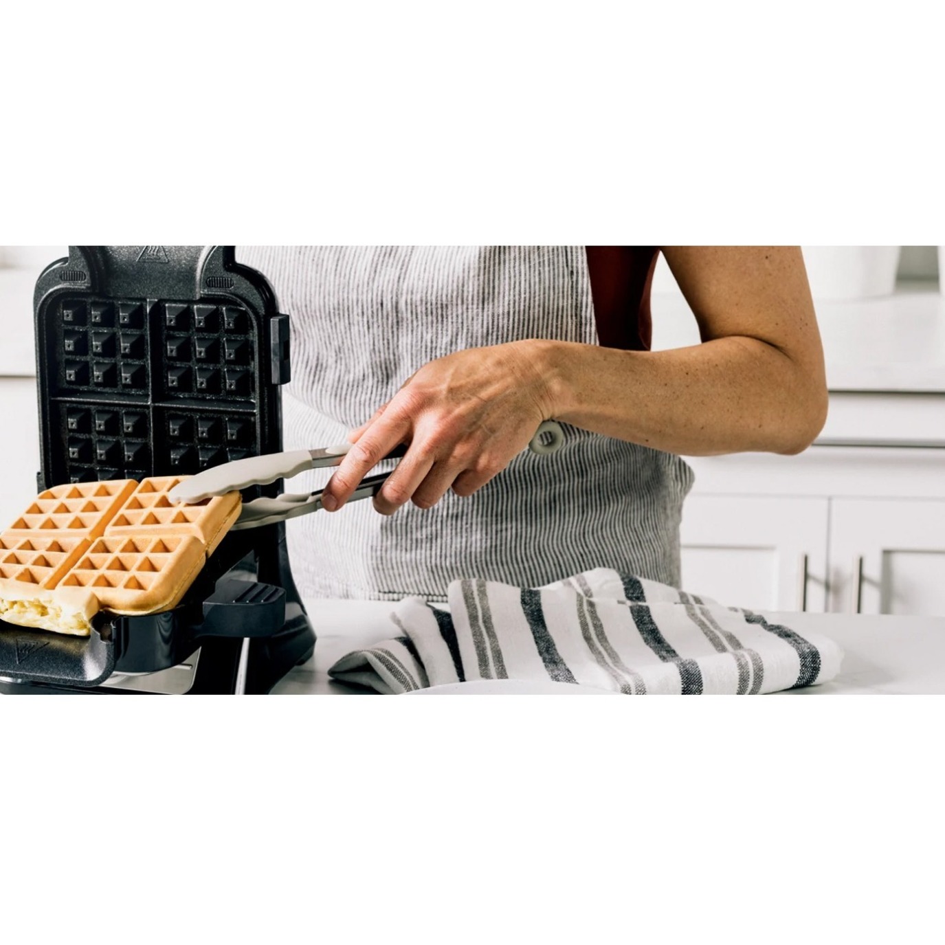 Ninja Belgian Waffle Maker PRO NeverStick - BW1001