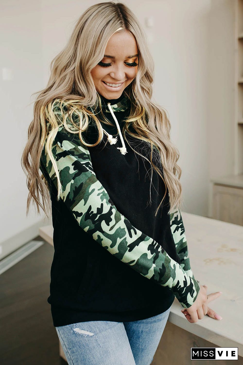 Camouflage Print Raglan Sleeve Hoodie