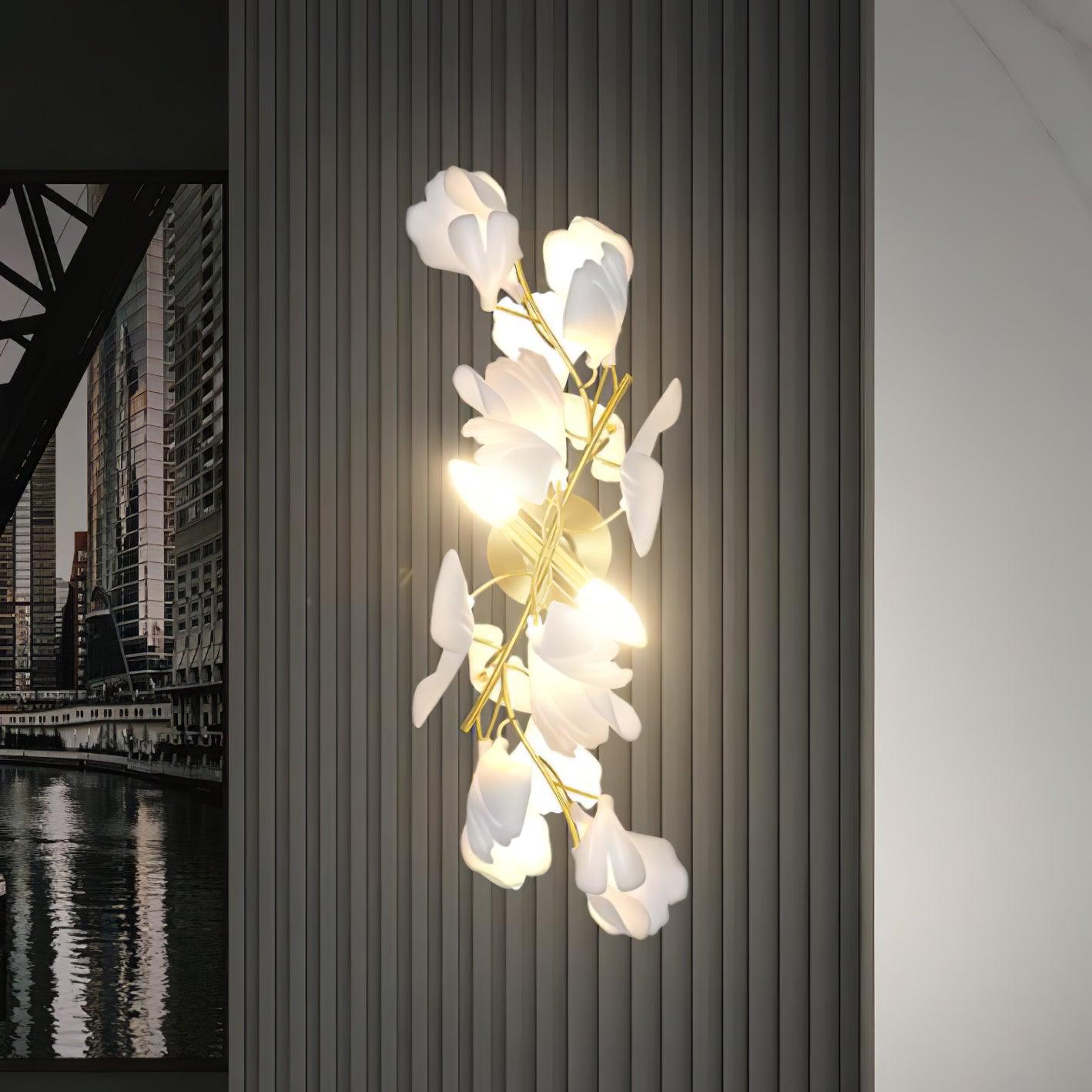 Gingko Flowers Plug-in Wall Lamp