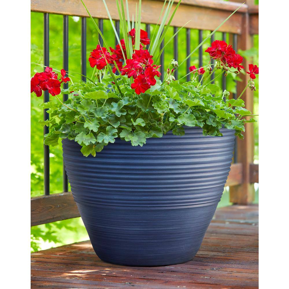 Vigoro 18.9 in. Ashton Large Brushed Denim Blue High-Density Resin Planter (18.9 in. D x 14.8 in. H) US537700