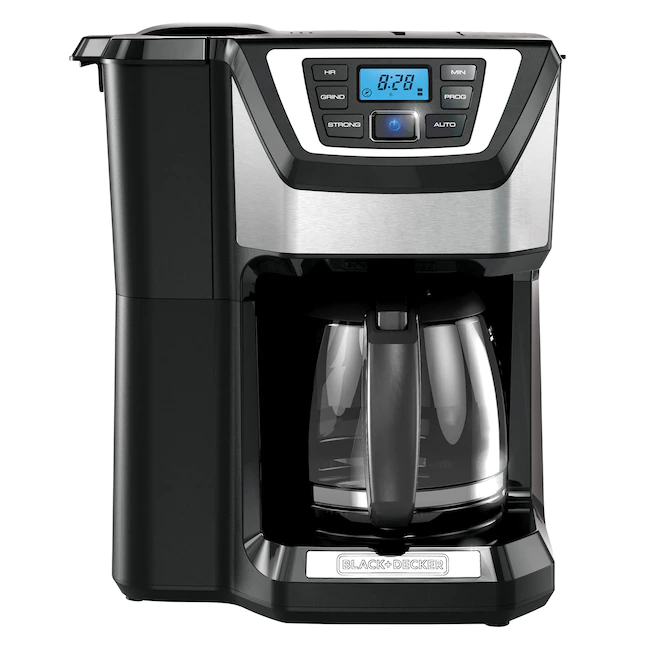 BLACK+DECKER 12-Cup Black/Stainless Residential Drip Coffee Maker， CM5000B