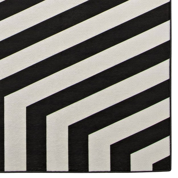 Jasile Washable Outdoor Rug Ivory black Linon