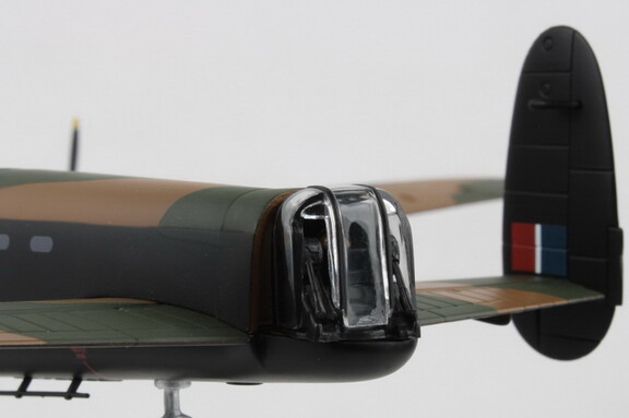 Corgi CG32628 Lancaster 1/72 Biii Special Aj T Tom...