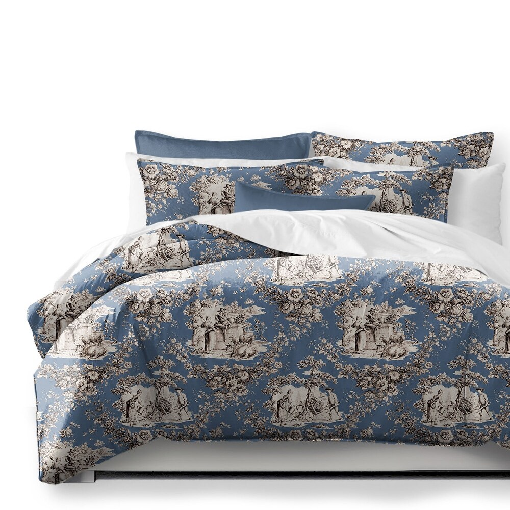 Genie Wedgwood Coverlet and Pillow Sham(s) Set