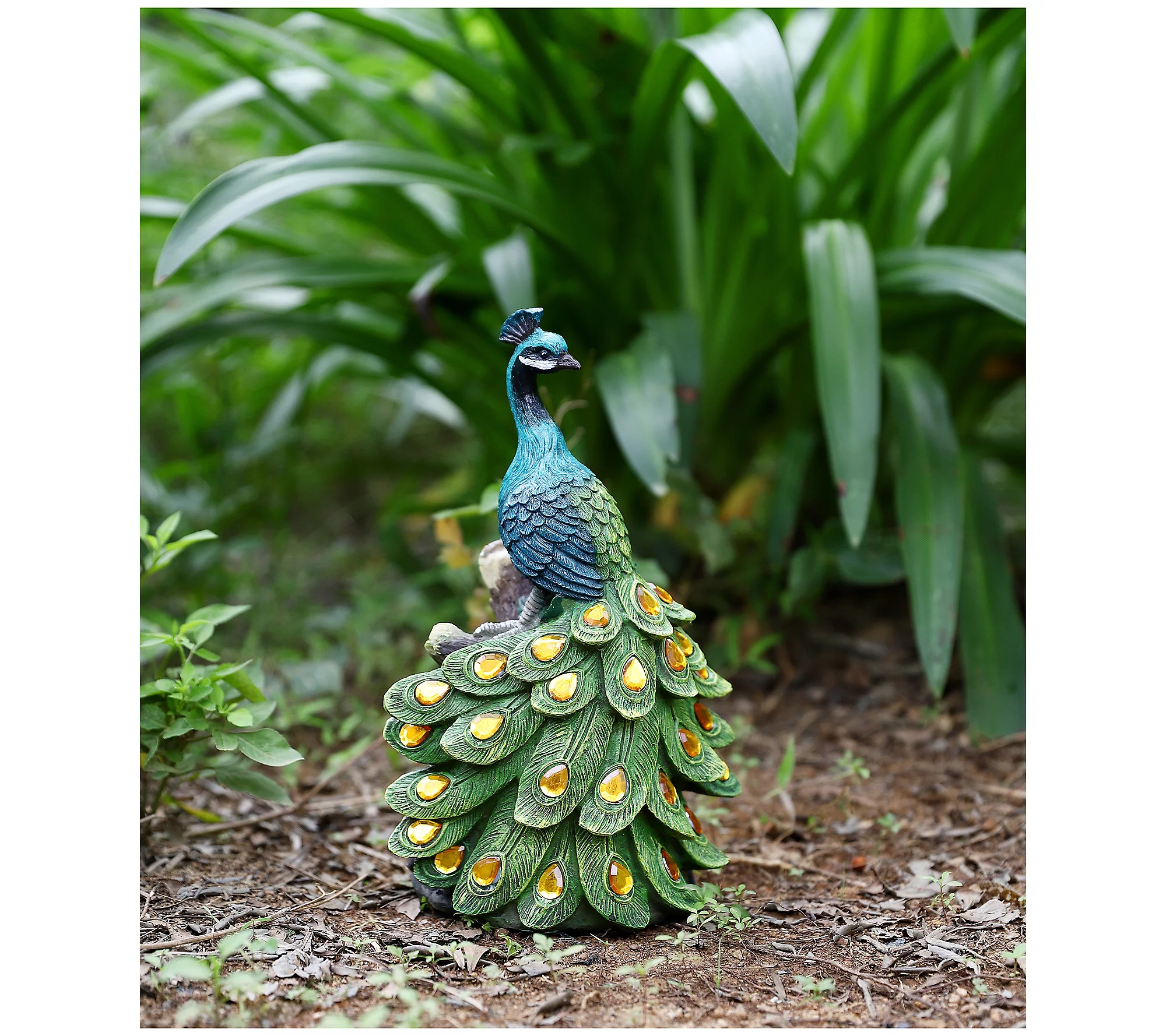 Techko Calm Peacock Statue with Solar Spotlight