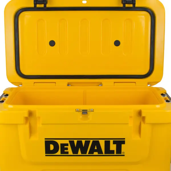 DEWALT 45 QT Cooler