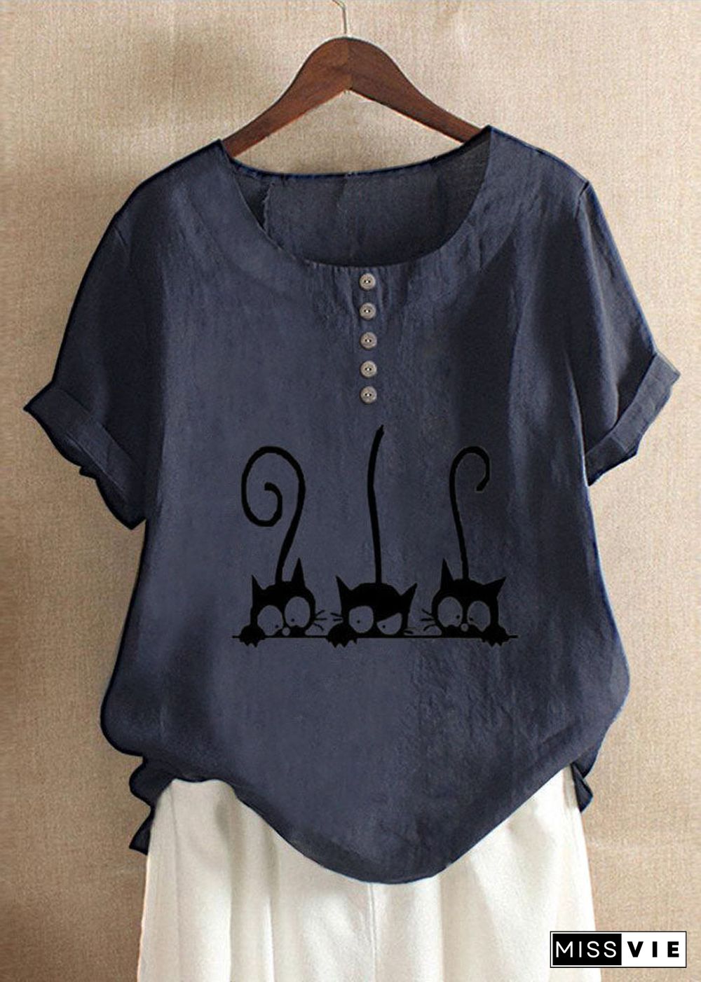 Plus Size Cartoon Cat Print Crew Neck Short Sleeve Blouse