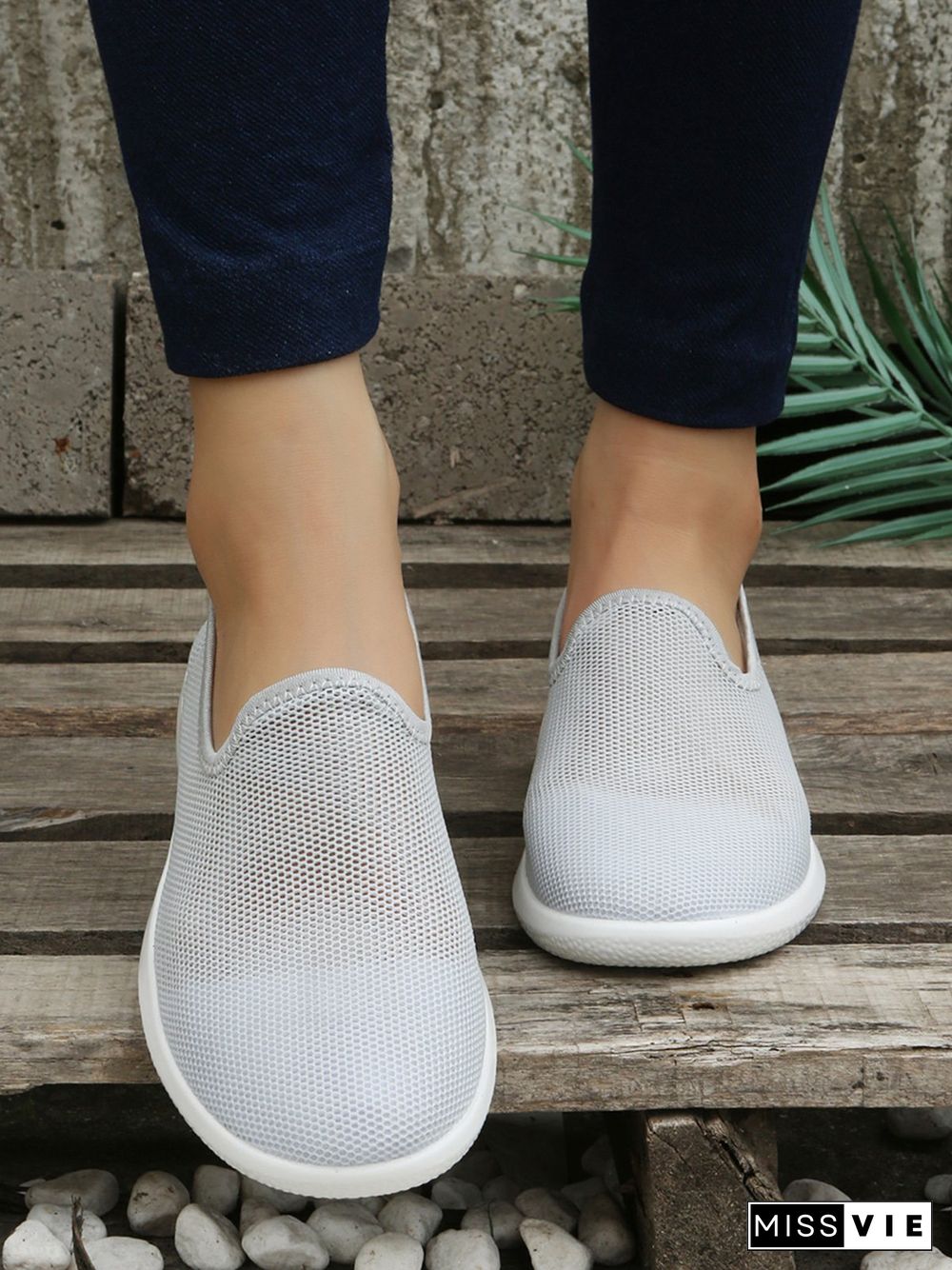 Women Plain Sports All Season Breathable Daily Slip On Flat Heel Mesh Fabric EVA Sneakers