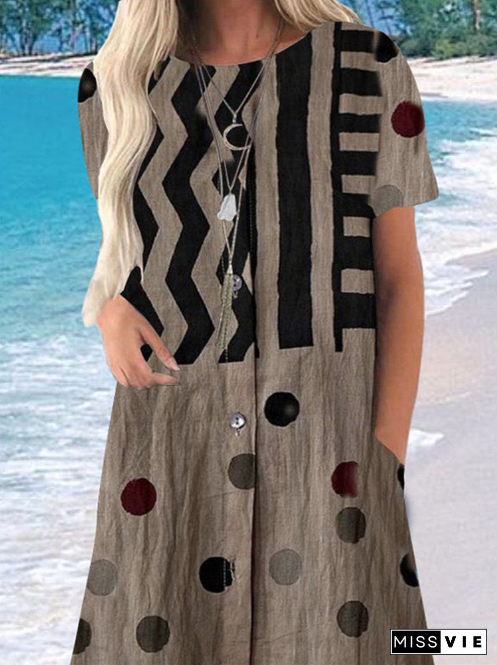 Women's Dark Brown Scoop Neck Short Sleeve Printed Maxi Dress