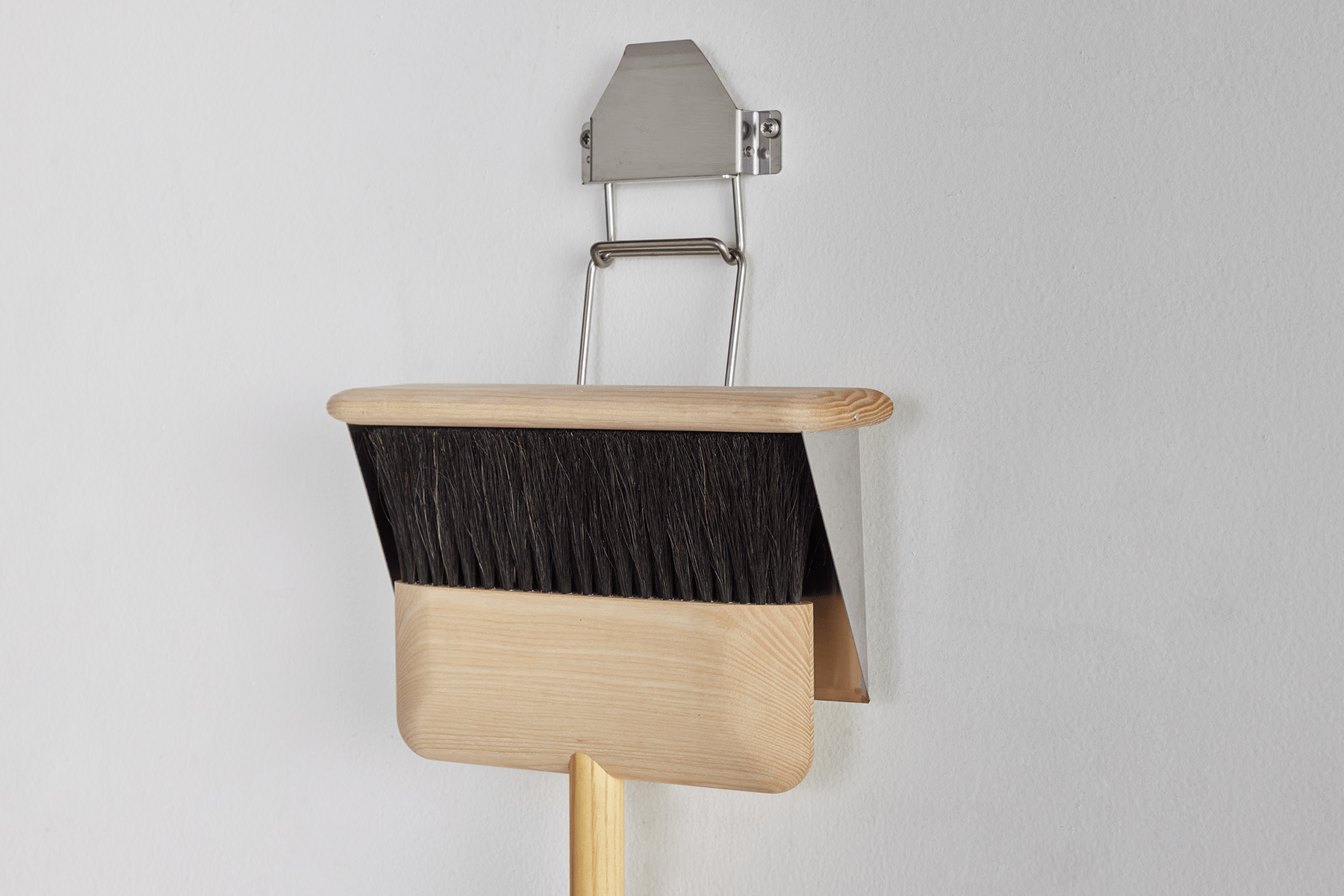 Wall Dustpan