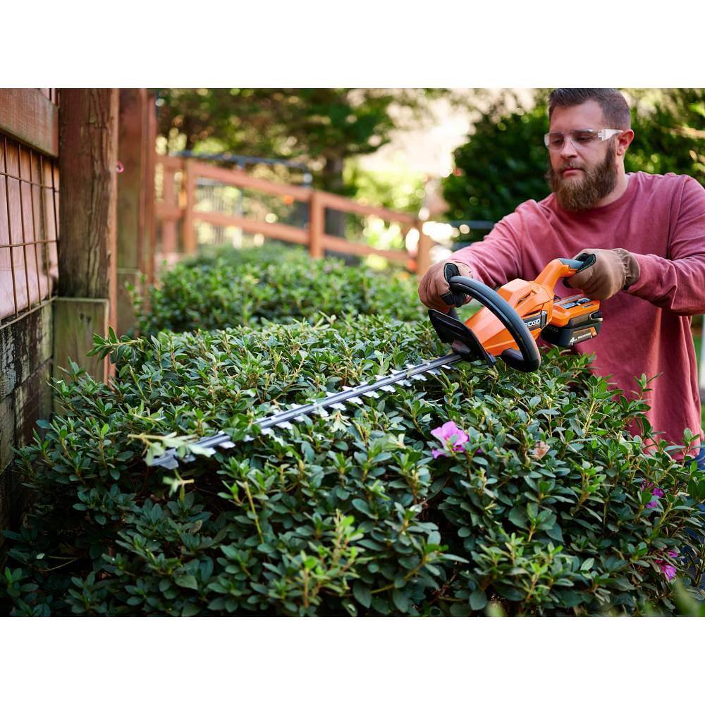 RIDGID 18V Brushless Cordless Hedge Trimmer Kit with 2.0 Ah Battery Charger and 6.0 Ah MAX Output Batteries (2-Pack) R01401KVNM-AC840060PN