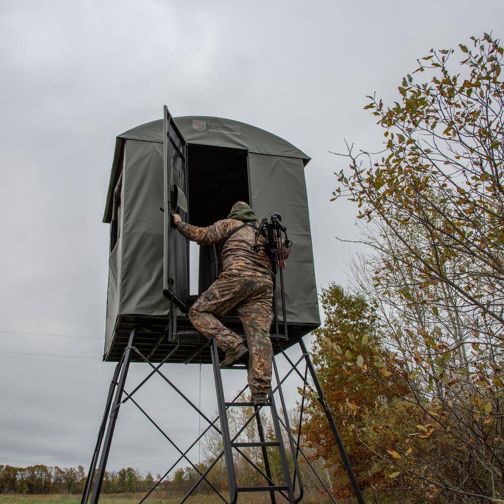 RIVERS EDGE Landmark 600 Series Permanent Hunting Blind LM603