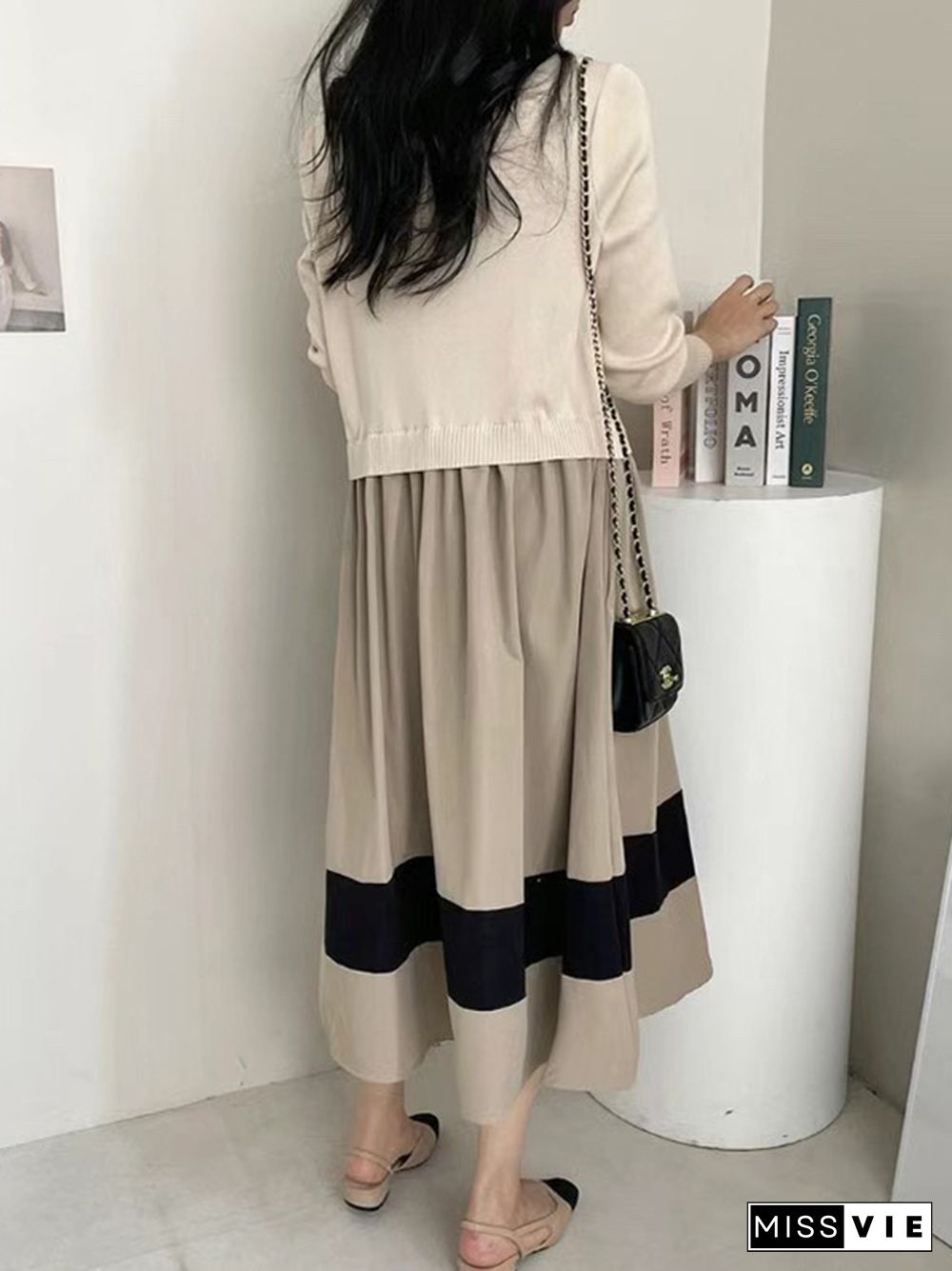 A-Line Long Sleeves Pleated Split-Joint Round-Neck Midi Dresses