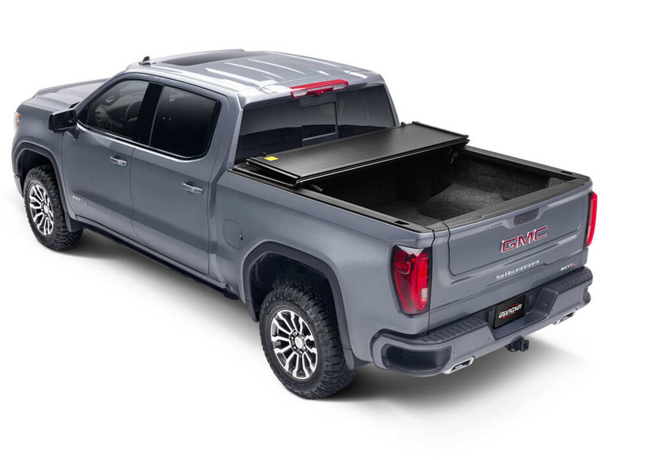 Undercover Triad 2023 Jeep Gladiator Tonneau Cover