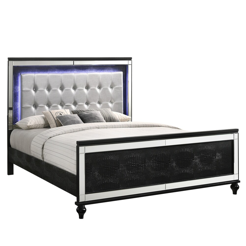 New Classic Furniture Tracee Tufted Upholstered Bed