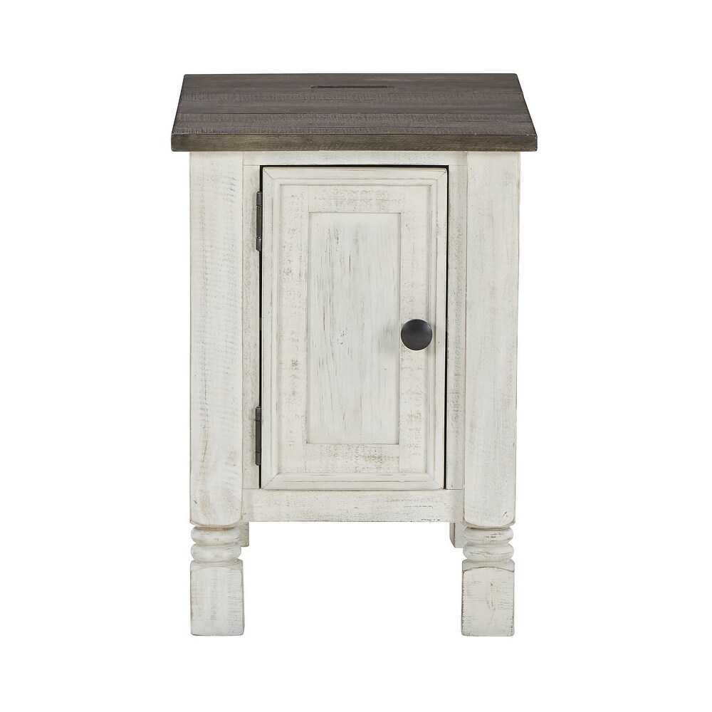 Ashley Furniture Havalance White/Gray Chair Side End Table   16\