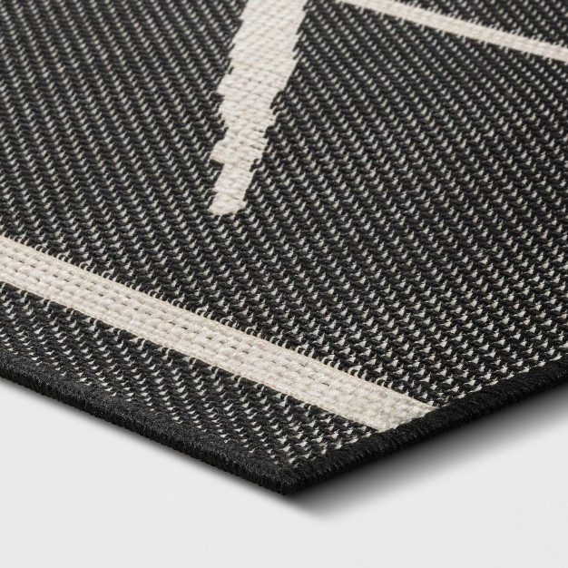 Modern Crisscross Rectangular Woven Indoor Outdoor Rug Black