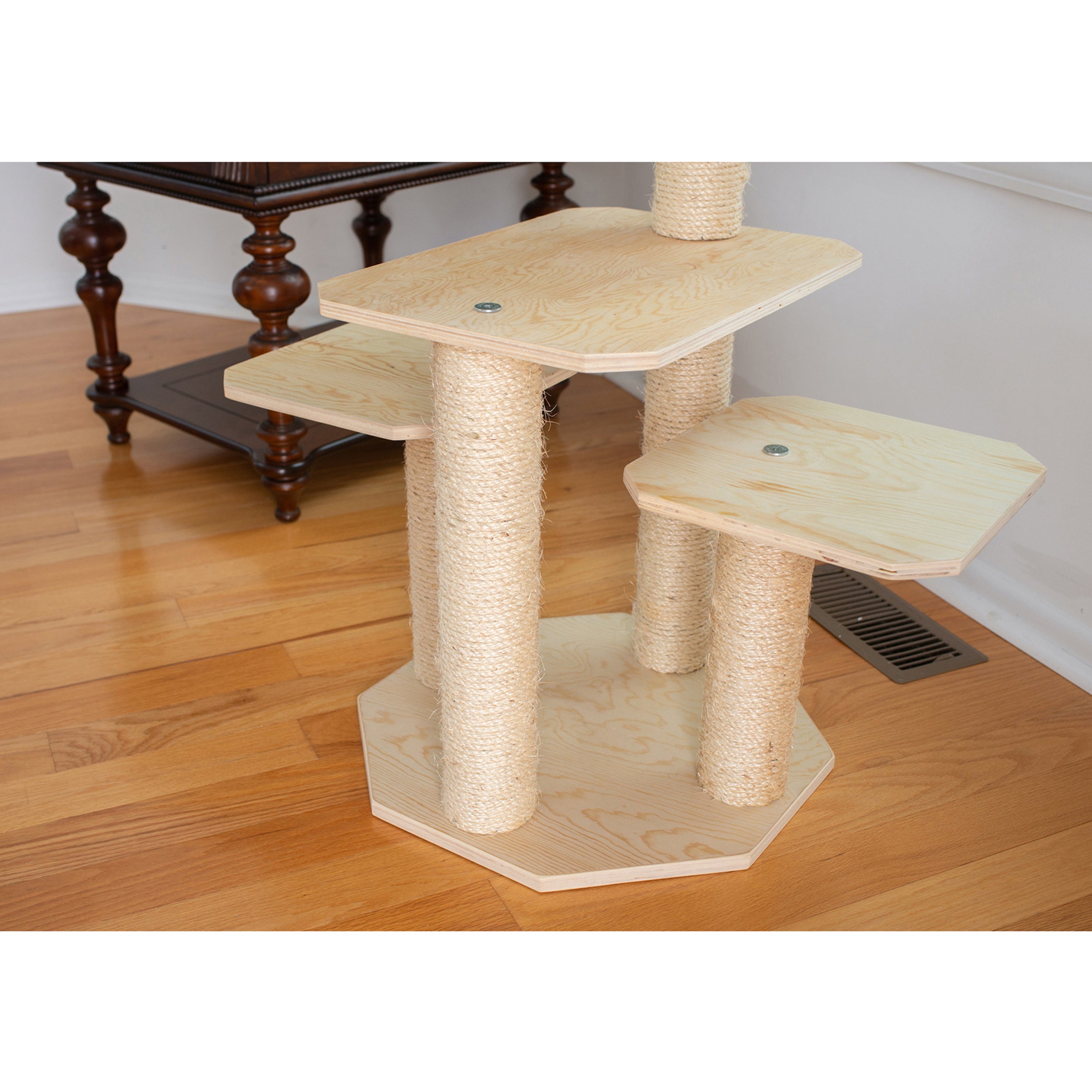 Armarkat Premium Model S4203 Scotch Pine， Solid Wood，real wood Cat Tree， 46