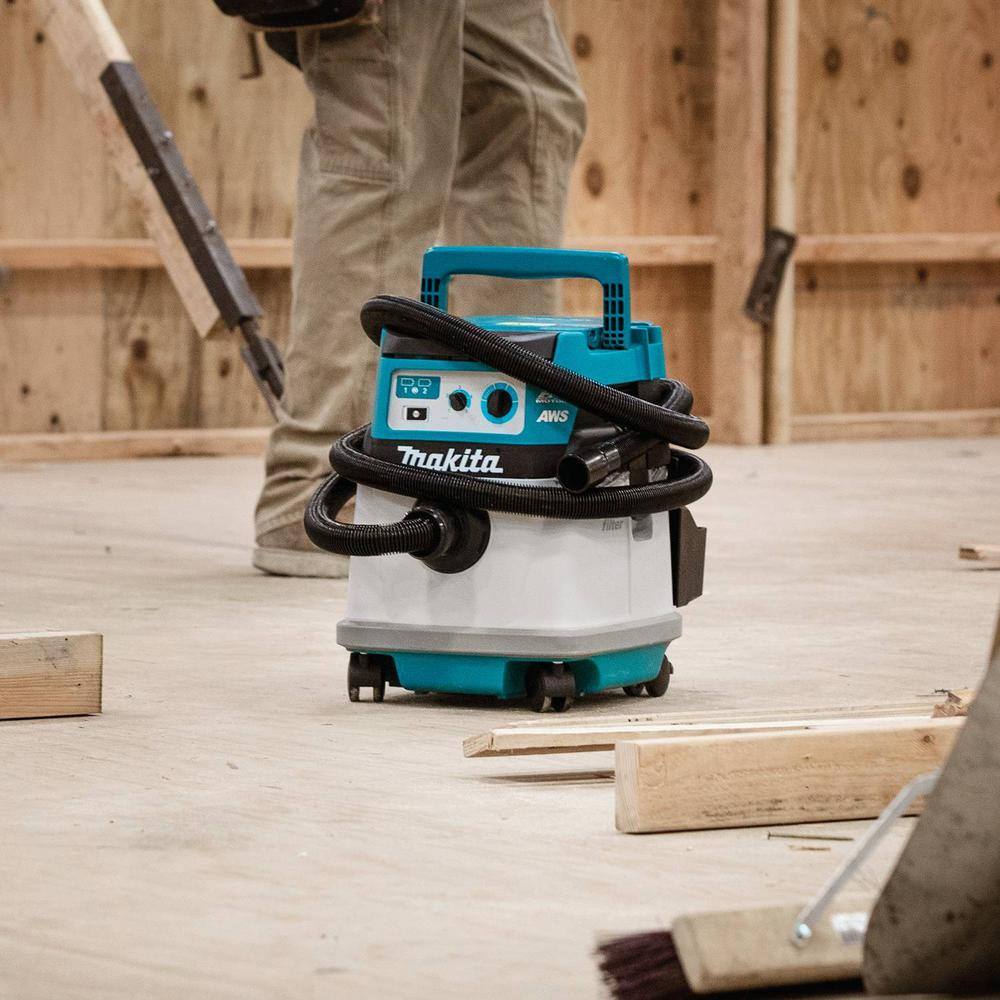 Makita 18V X2 LXT (36V) Brushless Cordless 4 Gallon HEPA Filter Dry Dust ExtractorVacuum with AWS Tool Only XCV25ZUX